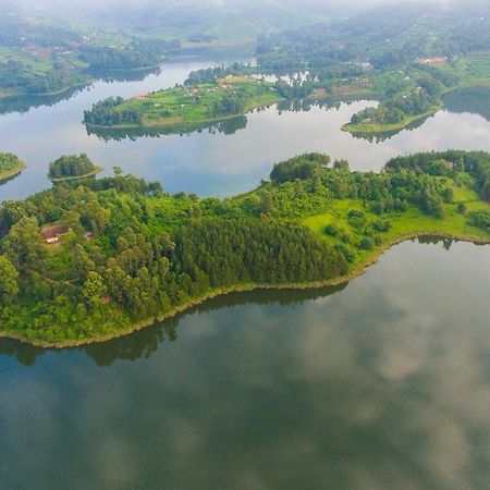 Lake Bunyonyi Eco Resort Chabahinga Экстерьер фото