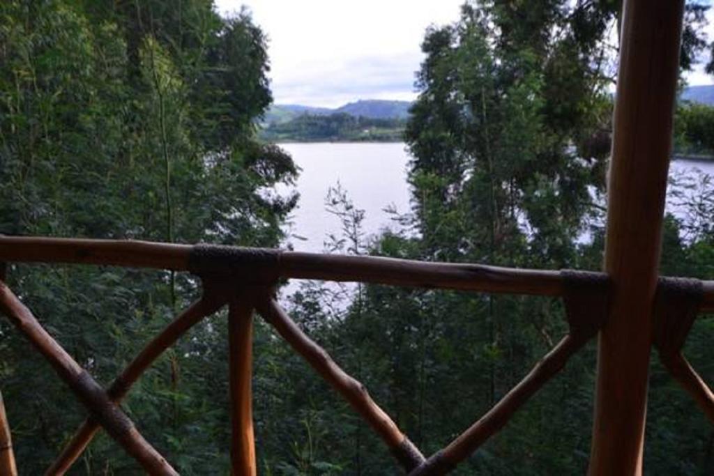 Lake Bunyonyi Eco Resort Chabahinga Номер фото