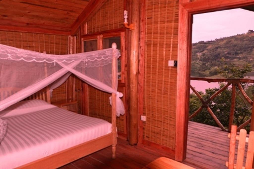 Lake Bunyonyi Eco Resort Chabahinga Экстерьер фото
